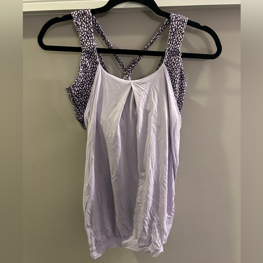 Lululemon tank top w/ built in sports bra